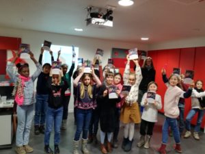 Kultur macht stark-Projekt 2019: Kinder und Betreuerin
